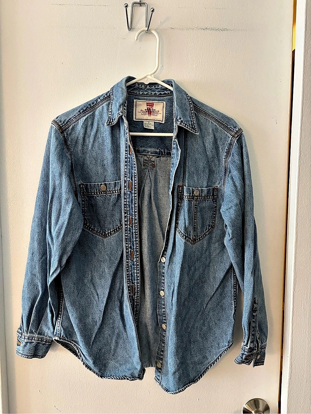 Levi’s Jeanswear Denim Shirt Jacket in Blue Size Small